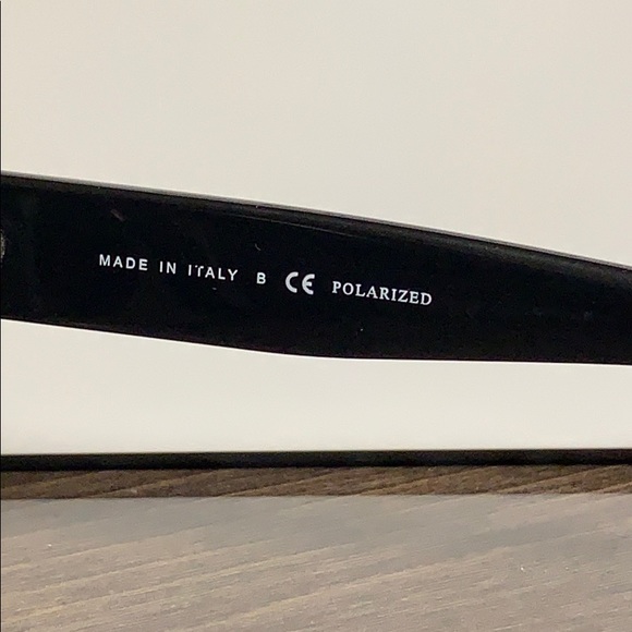 CHANEL CC Logo Polarized Sunglasses 5183 Black - Picture 4 of 15